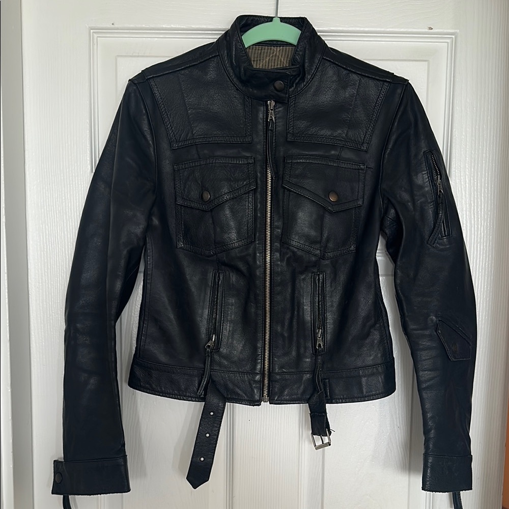 Women's Vintage Black Leather Jacket